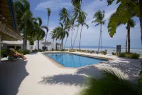 Lime N Soda Beachfront Resort - Beach