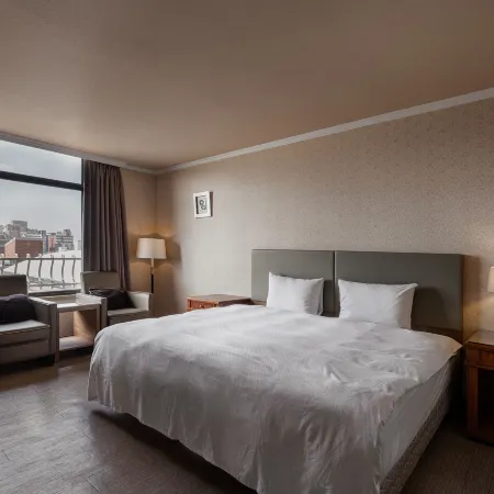 HOTELj-Hsinchu Отели рядом с достопримечательностью «Торговый центр Big City»