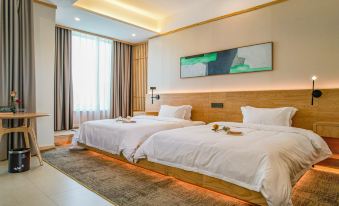 Serene  Jade  Hotel