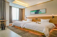 Serene  Jade  Hotel