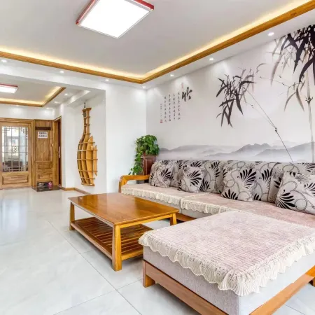 Big Fish Hangzhe Homestay (Changbai Mountain North Scenic Area Distribution Center)