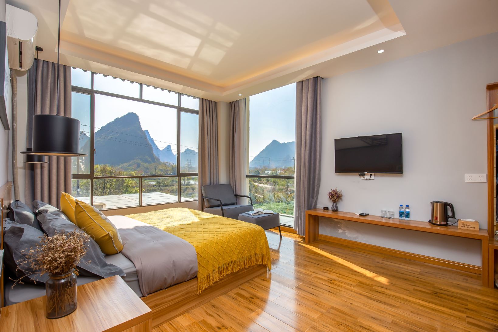 Looking for rice fields homestay (Guilin Liangjiang Sihu Ludi Scenic Area)