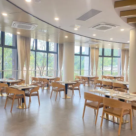 Yuyue Hot Spring Holiday Hotel