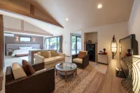 Grandvrioresort Ishigakijima Ocean's Wing & Villa Garden Hotels in Ishigaki