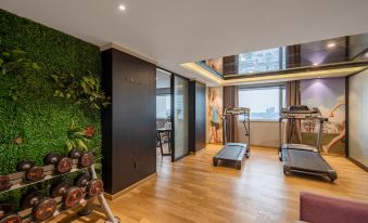 Manchester International Hotel (Hangzhou Qiushan Street Subway Station) - Housity