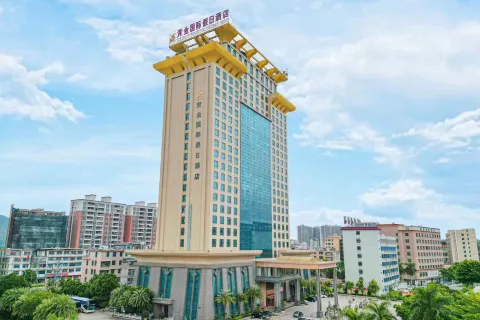 Golden International Holiday Hotel