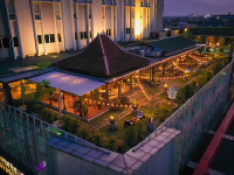 Mercure Solo Hotels in Surakarta