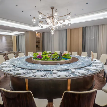 Zhongyi Hotel