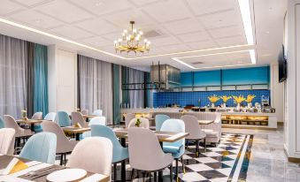 Xana Deluxe Hotel (Rizhao Station Kuishan Sports Center)