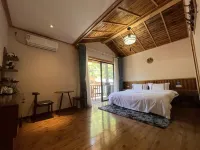 Wenchuan Mingjia Courtyard Hotels in Wolong Nature Reserve