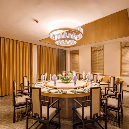 Zoergai Zunyue Ruitian Hotel