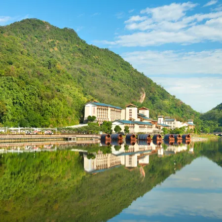 BJG Swan Lake Hot Spring Hotel