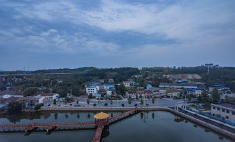 GtEL Hotel (Nanzhang High-Speed Railway Station)