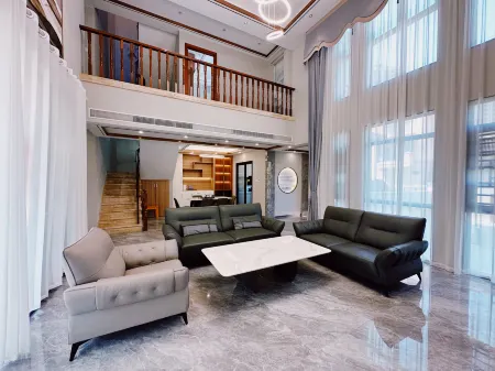 Gillian's Homestay Emerald Bay Отели рядом с достопримечательностью «Liuao Emerald Bay»