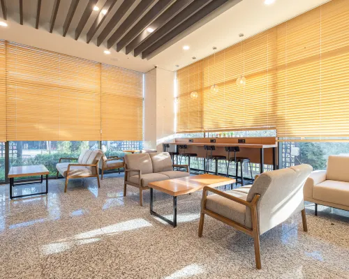 Ocean Soleview Hotel Отели рядом с достопримечательностью «Набережная Вольмидо»