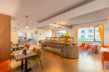 Weiruan E-sports Hotel (Linhai Chonghemen) Отели рядом с достопримечательностью «Wangjiang Gate»