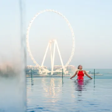 Sofitel Dubai Jumeirah Beach Các khách sạn gần Rạp chiếu phim Roxy Cinema JBR