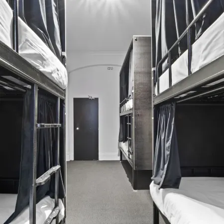 Azzurro Pod Hotel Darling Harbour- Near ICC