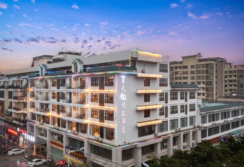 hotel overview picture