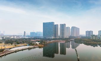 All Seasons Hotel (Huzhou Nanxun Crystal Jingjing Park)