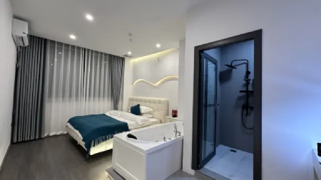 Deep Sea Theme E-sports Hotel