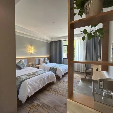 Padang Yishanju Hotel