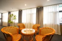 Yufeng Huichong Hotel (Jinshan Ancient Town) - Gym