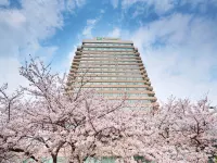 Holiday Inn WUHAN RIVERSIDE by IHG Hotels near Guiyuan Temple