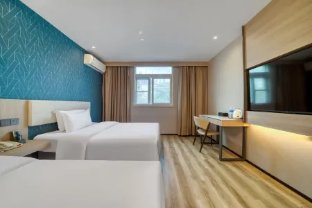 JJ (Shanghai University Jiading North Subway Station) Отели рядом с достопримечательностью «Qiuxia Garden»