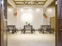Nor. Hustle&Bustle B&B Hotels near Jinfuo Mountain