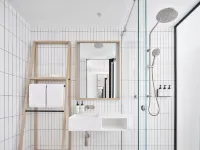 Little National Hotel Adelaide - New