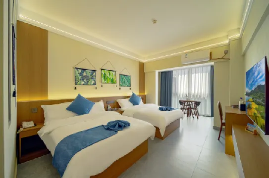 Qingshui Riverside Hotel