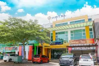 Golden Roof Hotel, Seri Iskandar Hotels in Bota