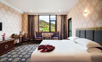 Lijin Resort Hotel (Chuanzhusi Tourist Center)