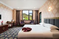 Lijin Resort Hotel (Chuanzhusi Tourist Center)