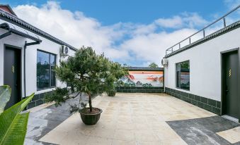 Guanyunju Chinese Inn (Taishan Scenic Area)