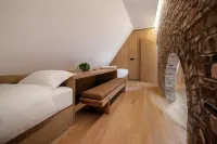 Taoyi Red Mud Hotel (Taoxichuan Cultural and Creative Block Store)