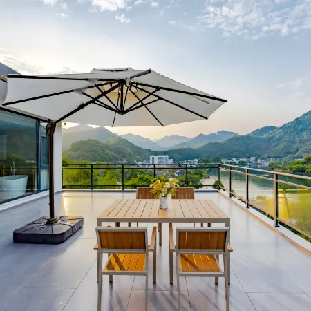 Ningguo See You Tomorrow 360° Panorama · Summer Creek Hiking · Family Courtyard
