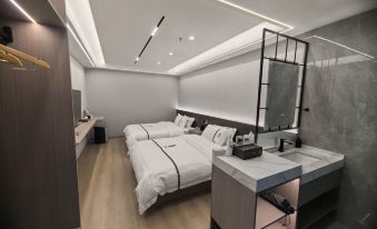 Xiaojin Jinx Hotel