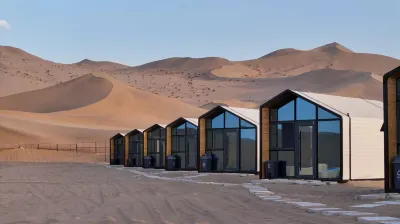 敦煌落日派對輕奢星空露營民宿 鄰近敦煌明舟一景沙漠露營基地的酒店