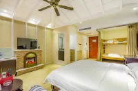 Ruyu Feiniao Holiday Hotel