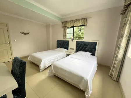 Zhulin Garden, Bailu Town Отели рядом с достопримечательностью «Gexian Mountain»