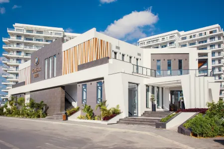 Caesar Blue Seaside Luxury Apartments Отели в г. Agios Georgios