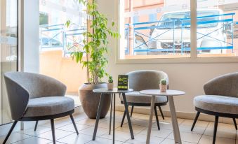 B&B Hotel Martigues Port-De-Bouc