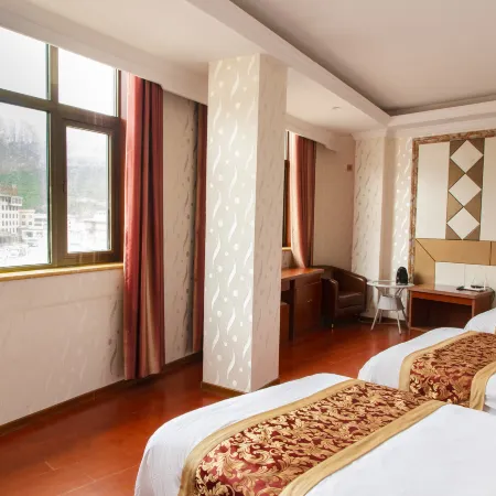Luqu Langmusi Langjing Hotel