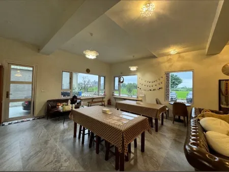 Yu Yu Villa Отели в г. Илань