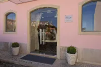 Olissippo Castelo Hotels near São Jorge Castle