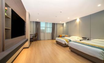 Charming Hotel