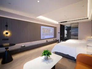 Jingyue Hotel International (Shihezi University North District)