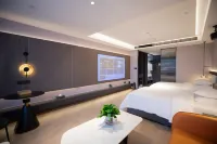 Jingyue Hotel International (Shihezi University North District) Отели в г. Шихэцзи